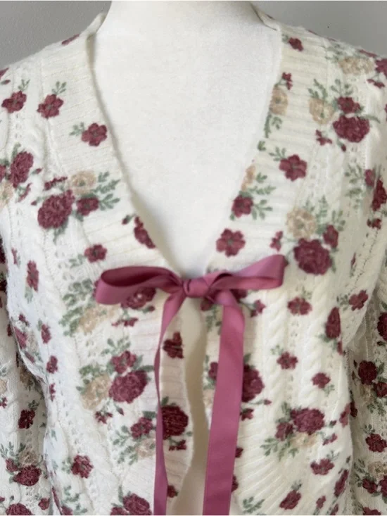 Francesca's Floral Ribbon Tie Cardigan Small Ivory Mauve Cottagecore NWT - Picture 5 of 15